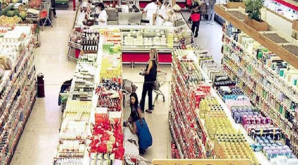 To, čo urobil manažér supermarketu pre matku s 2 deťmi, ktorá bola obeťou násilia, je neoceniteľné!