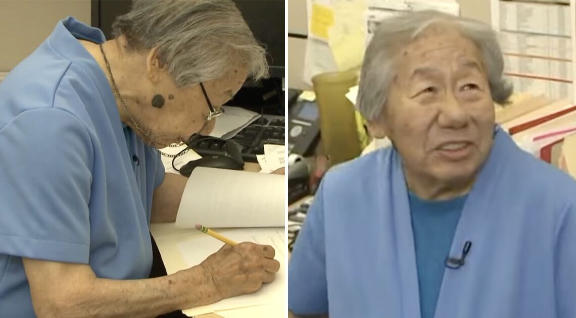 102-ročná May Lee oslavuje 79 rokov práce pre vládu Kalifornie…