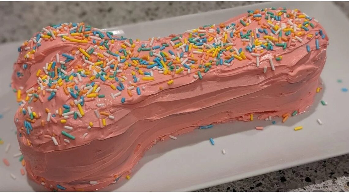 Sťažnosť matky: Cukráreň vyrobila detskú tortu v tvare mužského …
