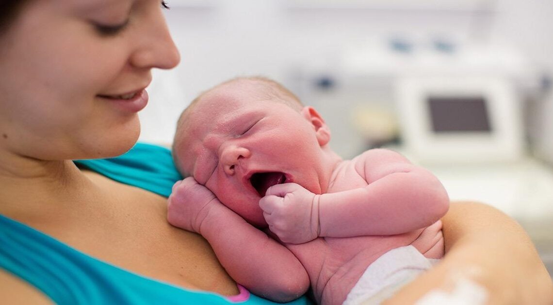 Môjmu prvorodenému: Urobil si zo mňa matku…